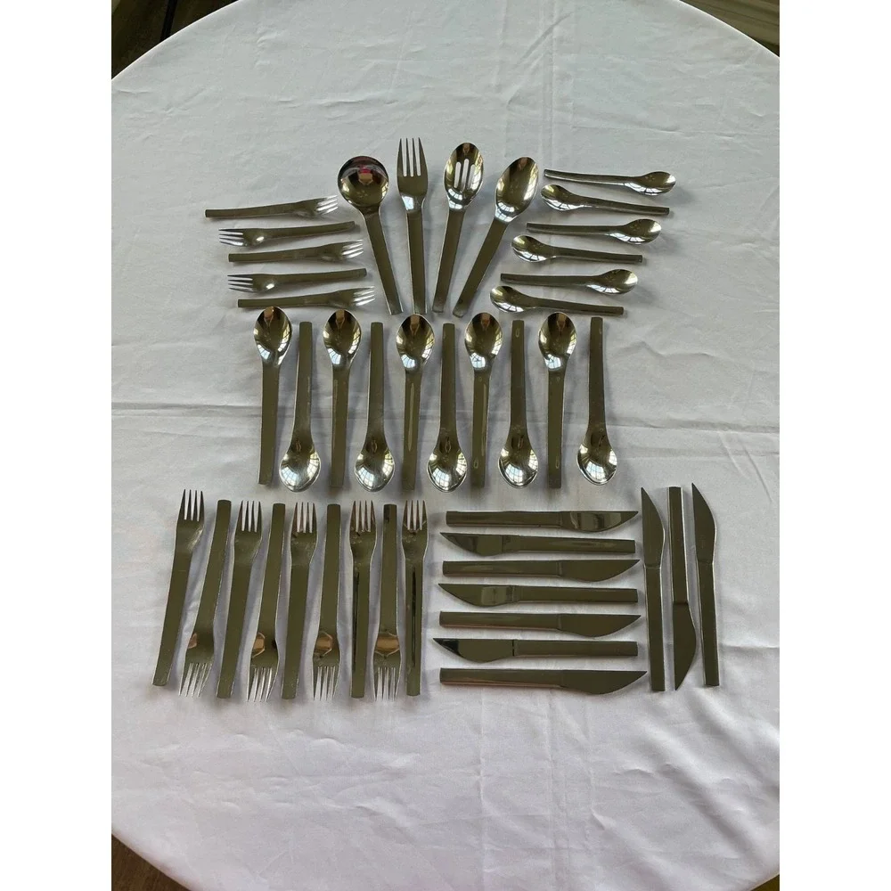 Mikasa Profile 44 pc Stainless Japan Flatware Serve Fork Spoon Knife Modern